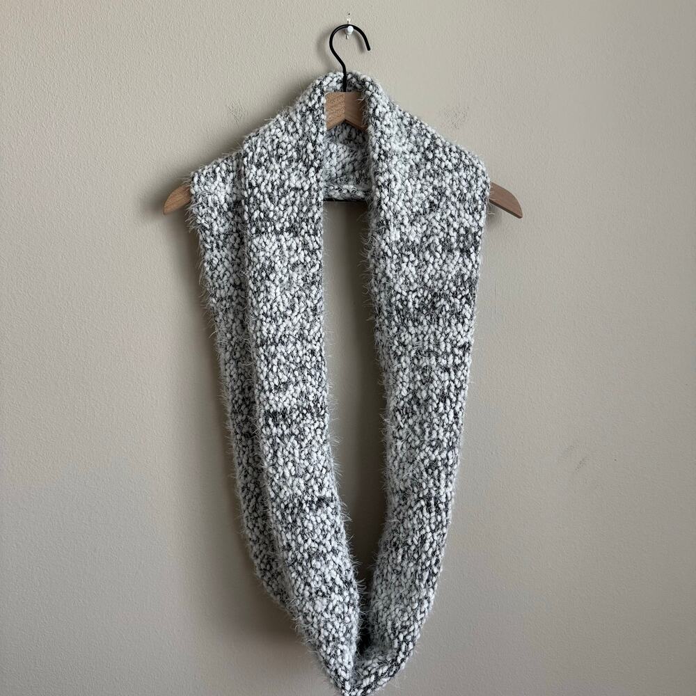 Calvin Klein Womens Black White Eyelash Infinity Scarf One Size Cozy Soft Plush